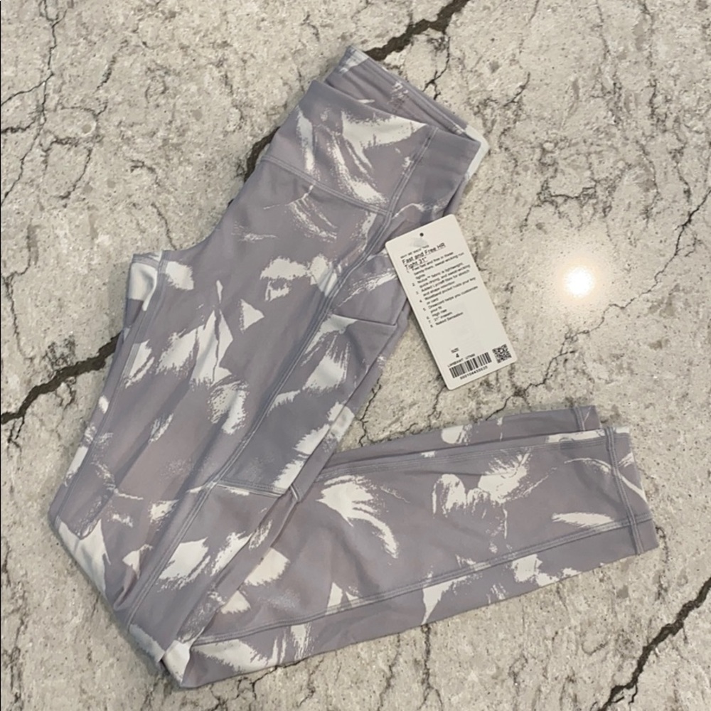NWT Lululemon Fast and Free HR Tight 31” size 4